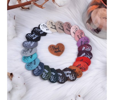 Бірка пришивна в формі сердця "HandMade" натуральна шкіра 3х3,5 см.